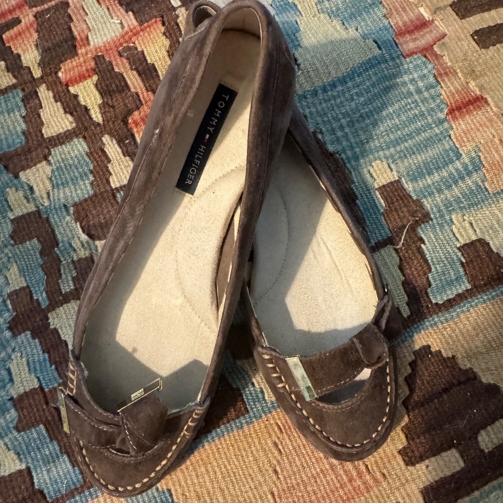 Tommy Hilfiger Women's Suede Brown Flats